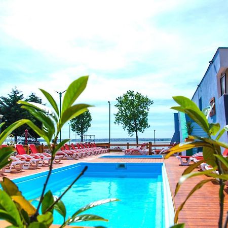 Voila Mamaia Hotel Eksteriør billede
