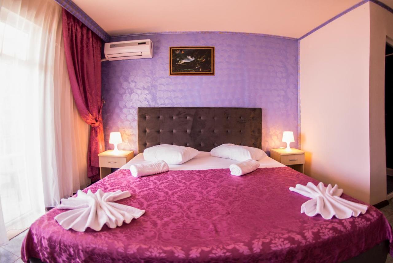 Voila Mamaia Hotel Eksteriør billede