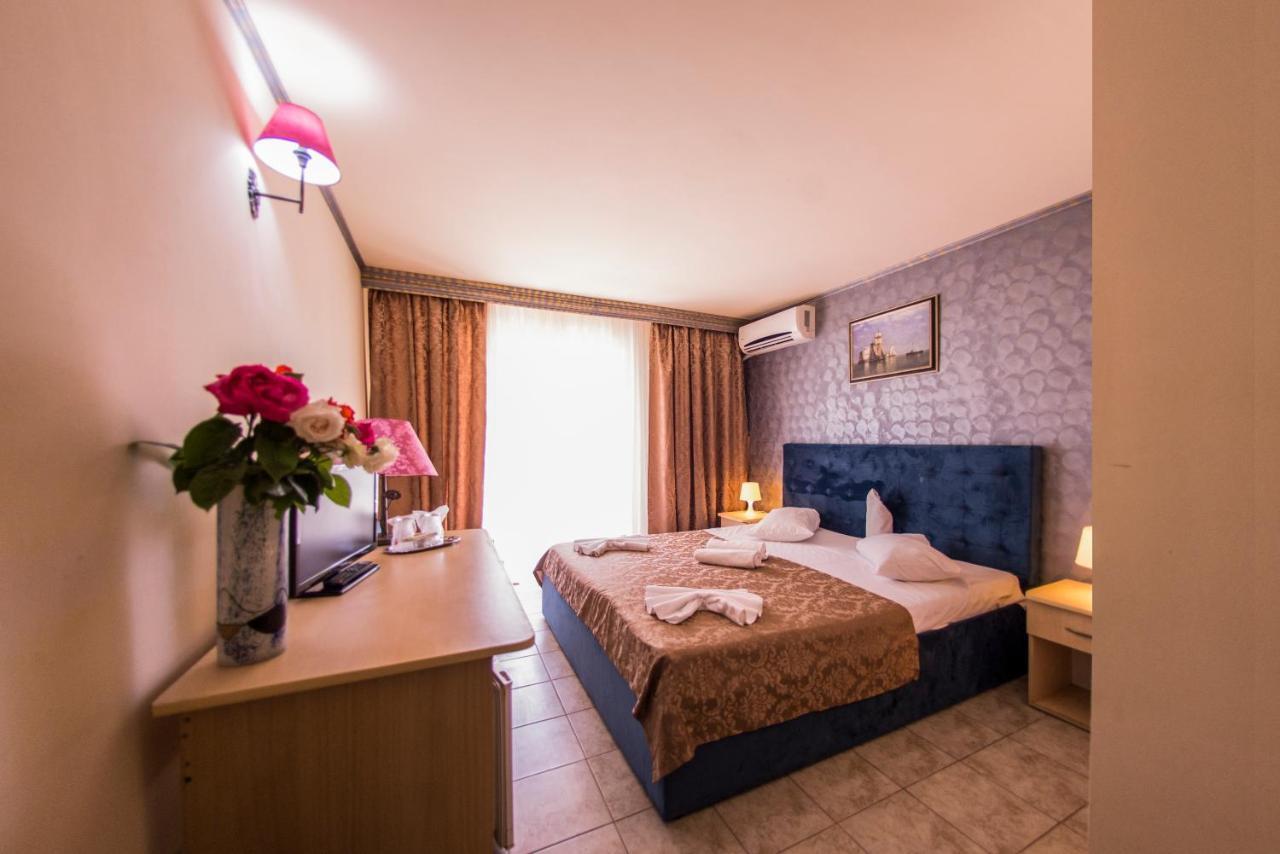 Voila Mamaia Hotel Eksteriør billede