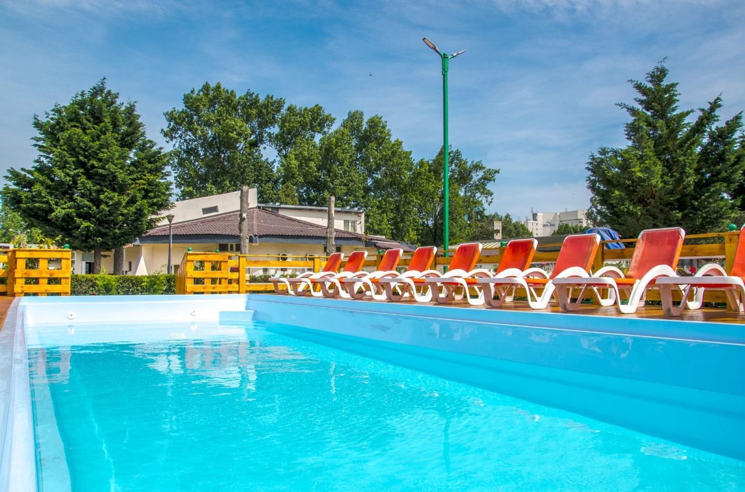 Voila Mamaia Hotel Eksteriør billede
