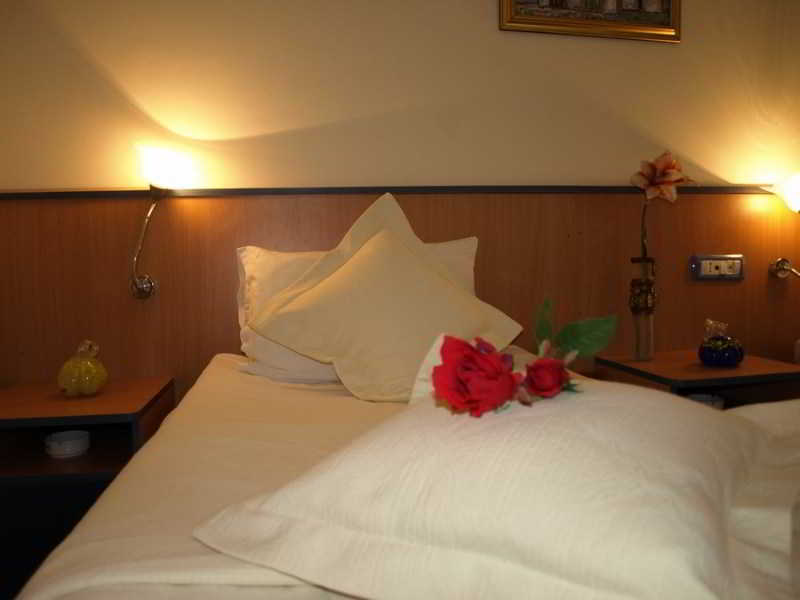 Voila Mamaia Hotel Eksteriør billede