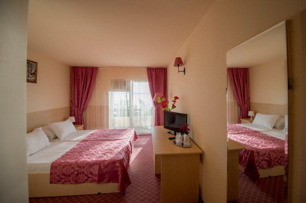 Voila Mamaia Hotel Eksteriør billede